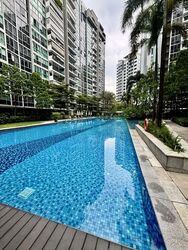 Esparina Residences (D19), Condominium #567702511